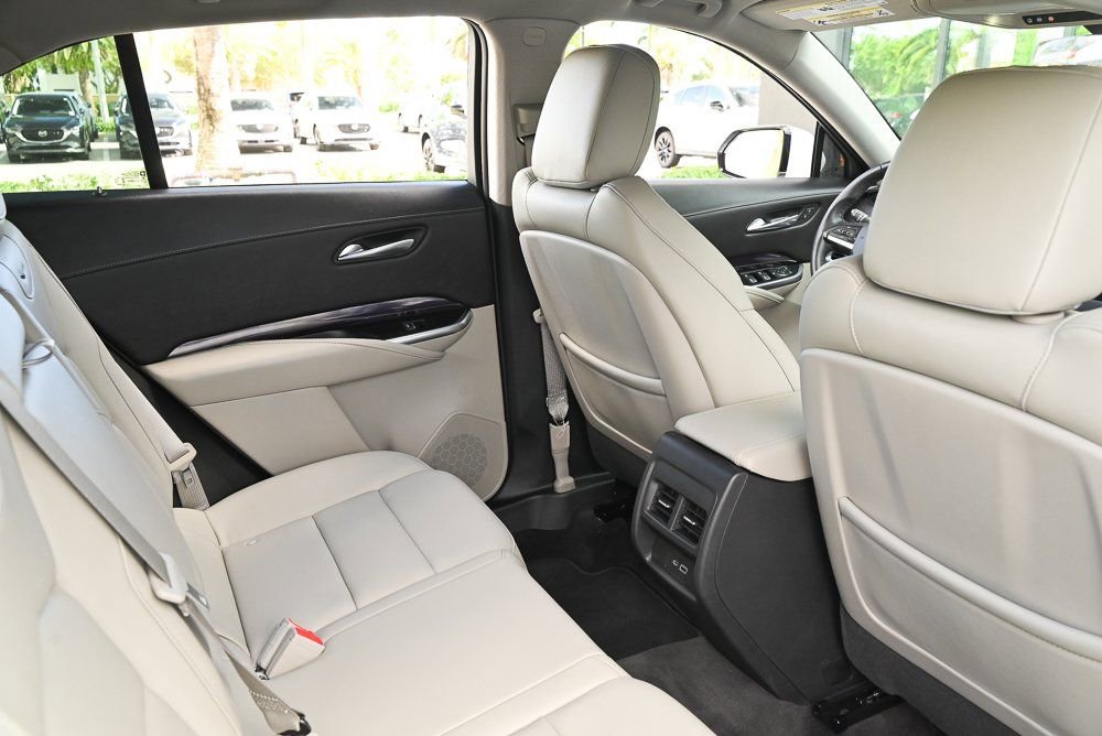 Used 2021 Cadillac XT4 Luxury image 14