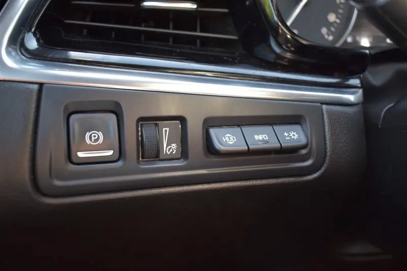 Used 2020 Cadillac XT6 Sport AWD/4WD image 17