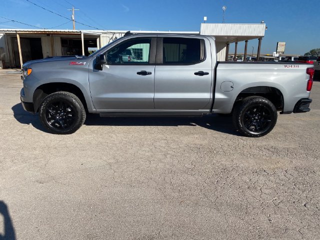 Used 2025 Chevrolet Silverado 1500 LT Trail Boss w/ Convenience Package II AWD/4WD image 3