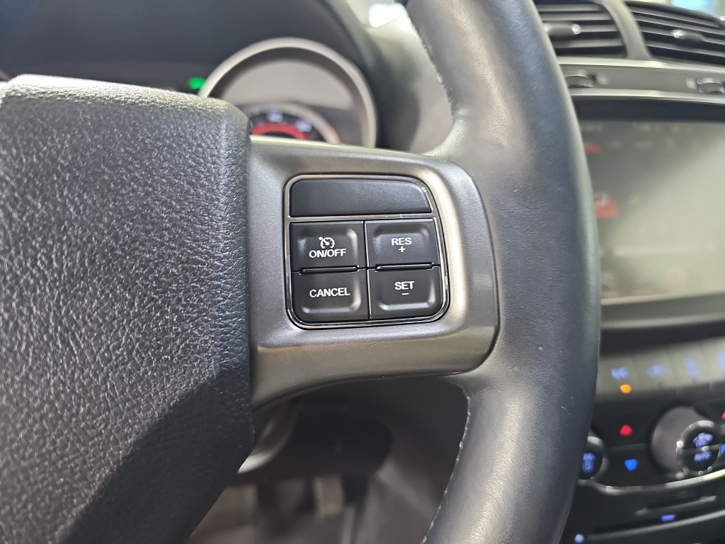 Used 2016 Dodge Journey Crossroad w/ Popular Equipment Group FWD image 22