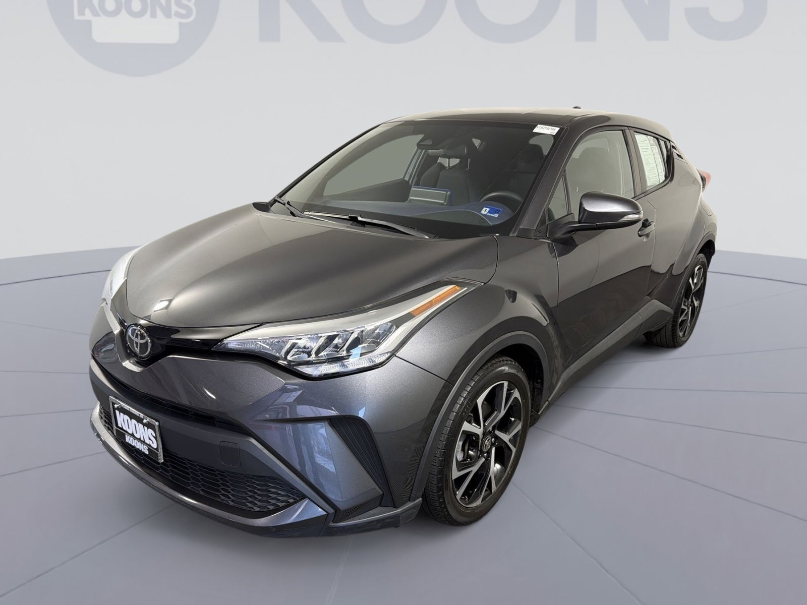 Used 2021 Toyota C-HR XLE image 1