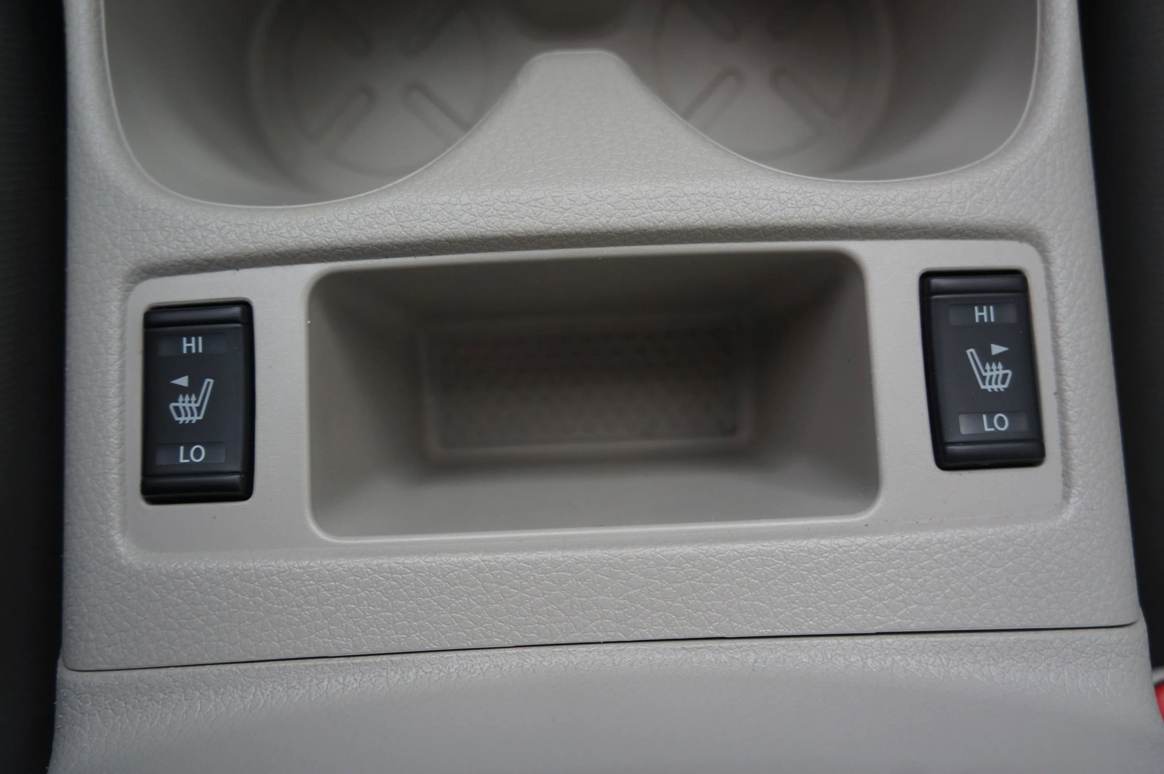 Used 2022 Nissan Rogue Sport SV w/ Technology Package image 39