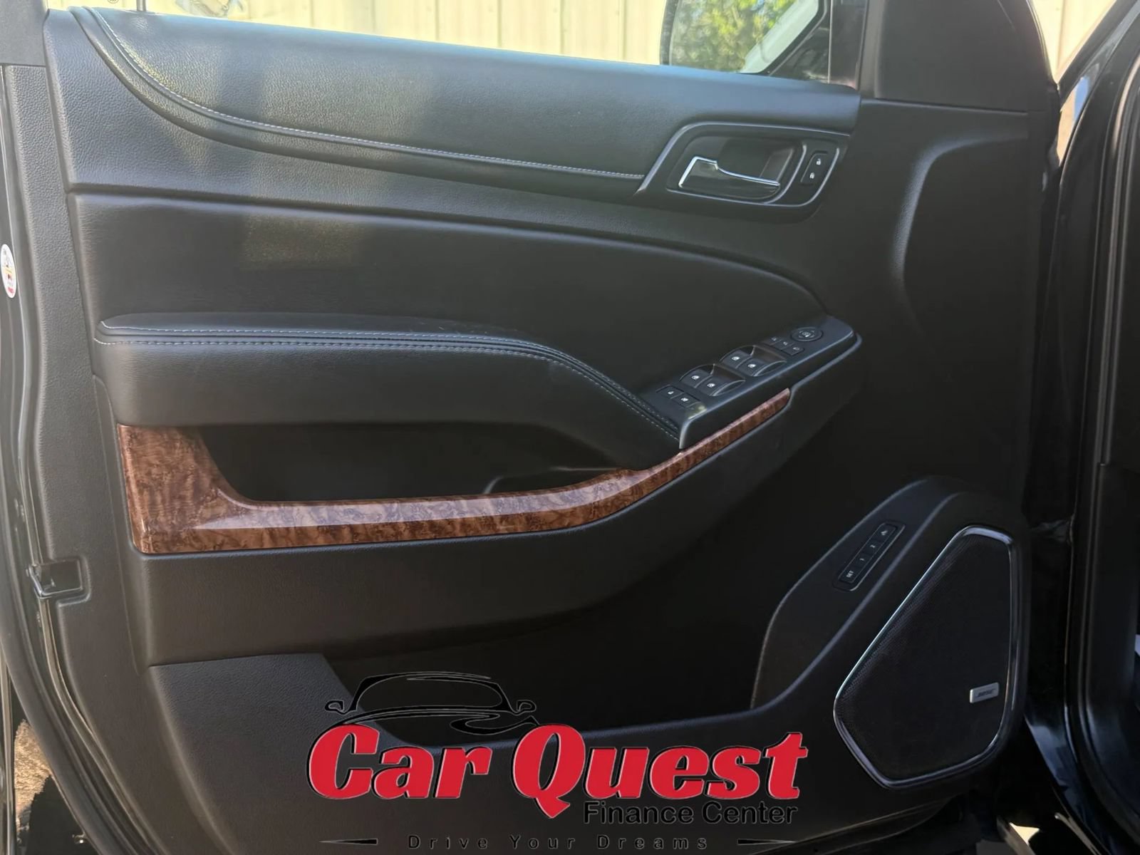 Used 2018 Chevrolet Tahoe Premier AWD/4WD image 10