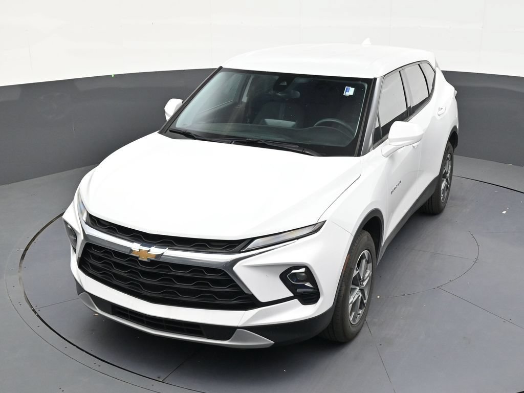 Used 2024 Chevrolet Blazer LT FWD image 19