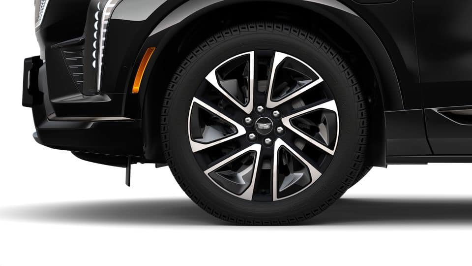 New 2025 Cadillac Optiq Sport 1 w/ LPO, Floor Liner Package image 27
