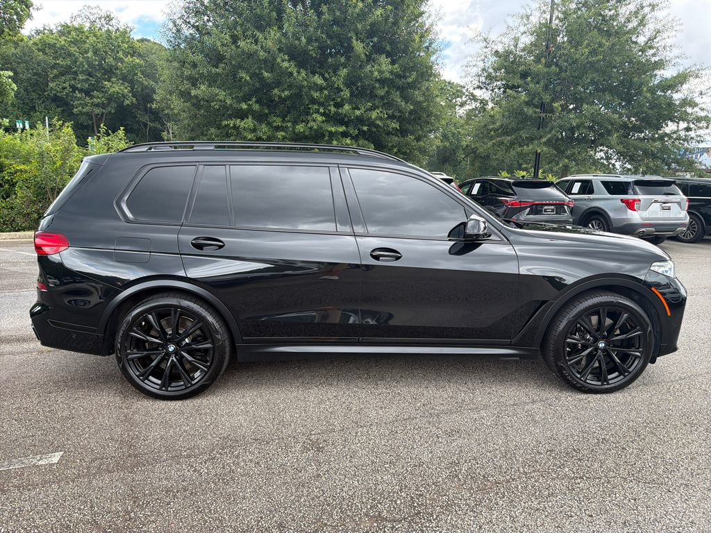 Used 2022 BMW X7 M50i w/ Dynamic Handling Package AWD/4WD image 8