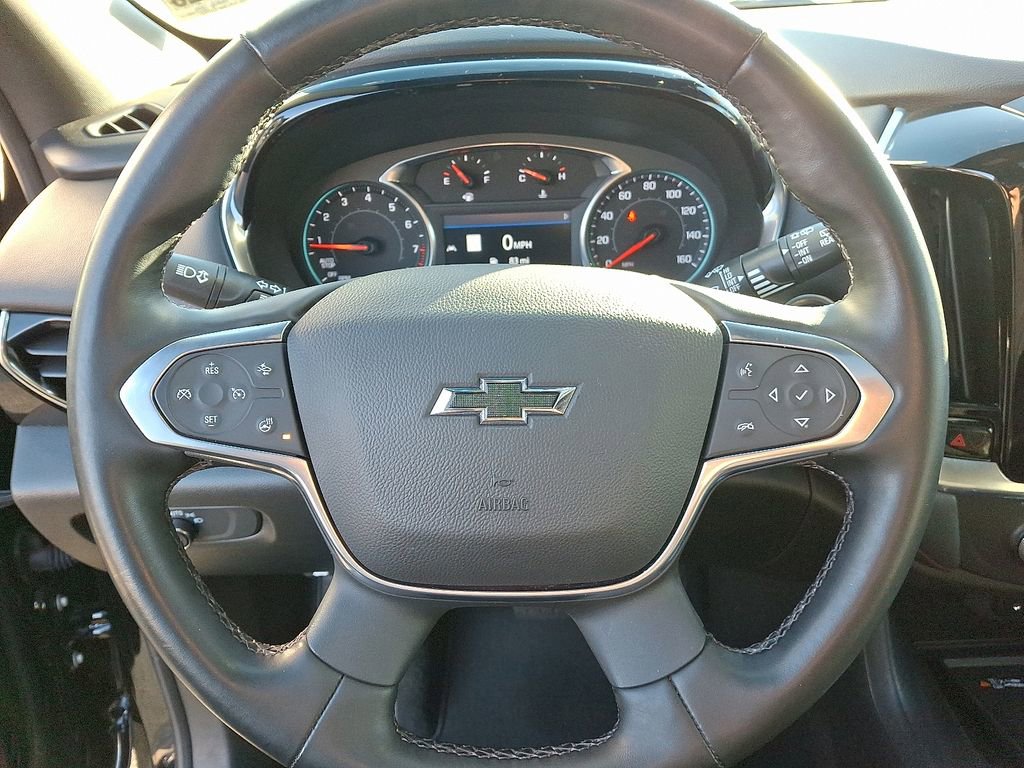 Used 2023 Chevrolet Traverse RS image 28