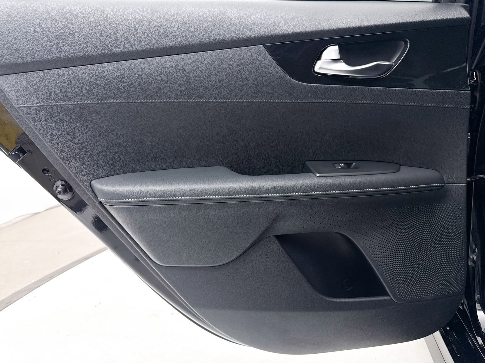 Certified 2024 Kia Forte GT-Line image 30