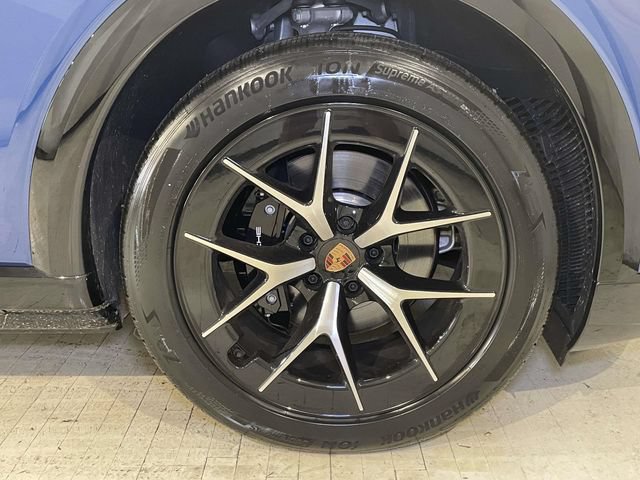 New 2026 Porsche Cayenne Electric AWD/4WD image 11