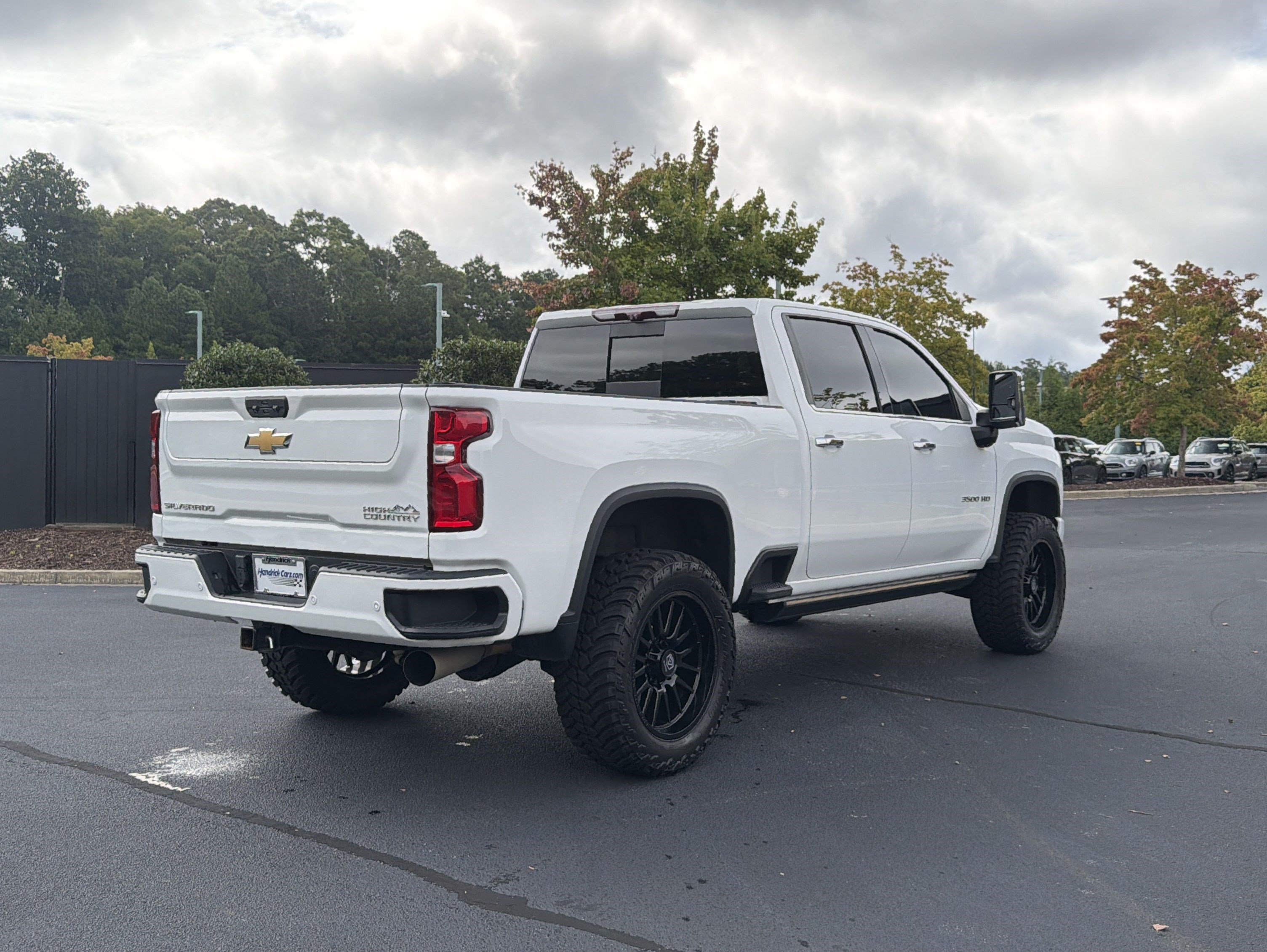Used 2022 Chevrolet Silverado 3500 High Country w/ Z71 Off-Road Package AWD/4WD image 3