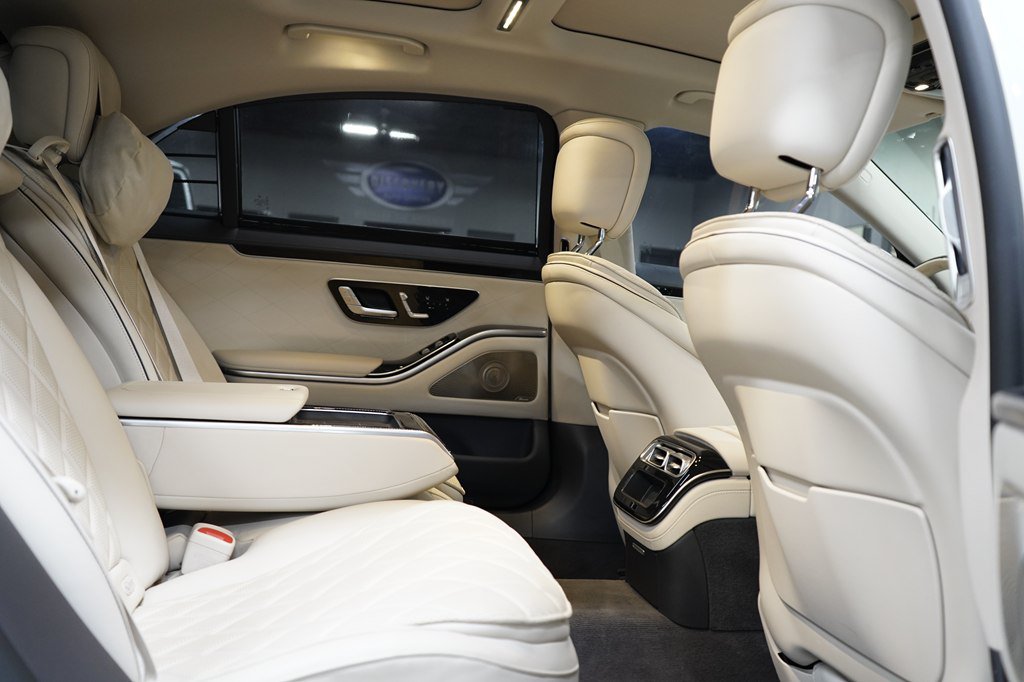 Used 2023 Mercedes-Benz S 580 4MATIC Sedan image 11