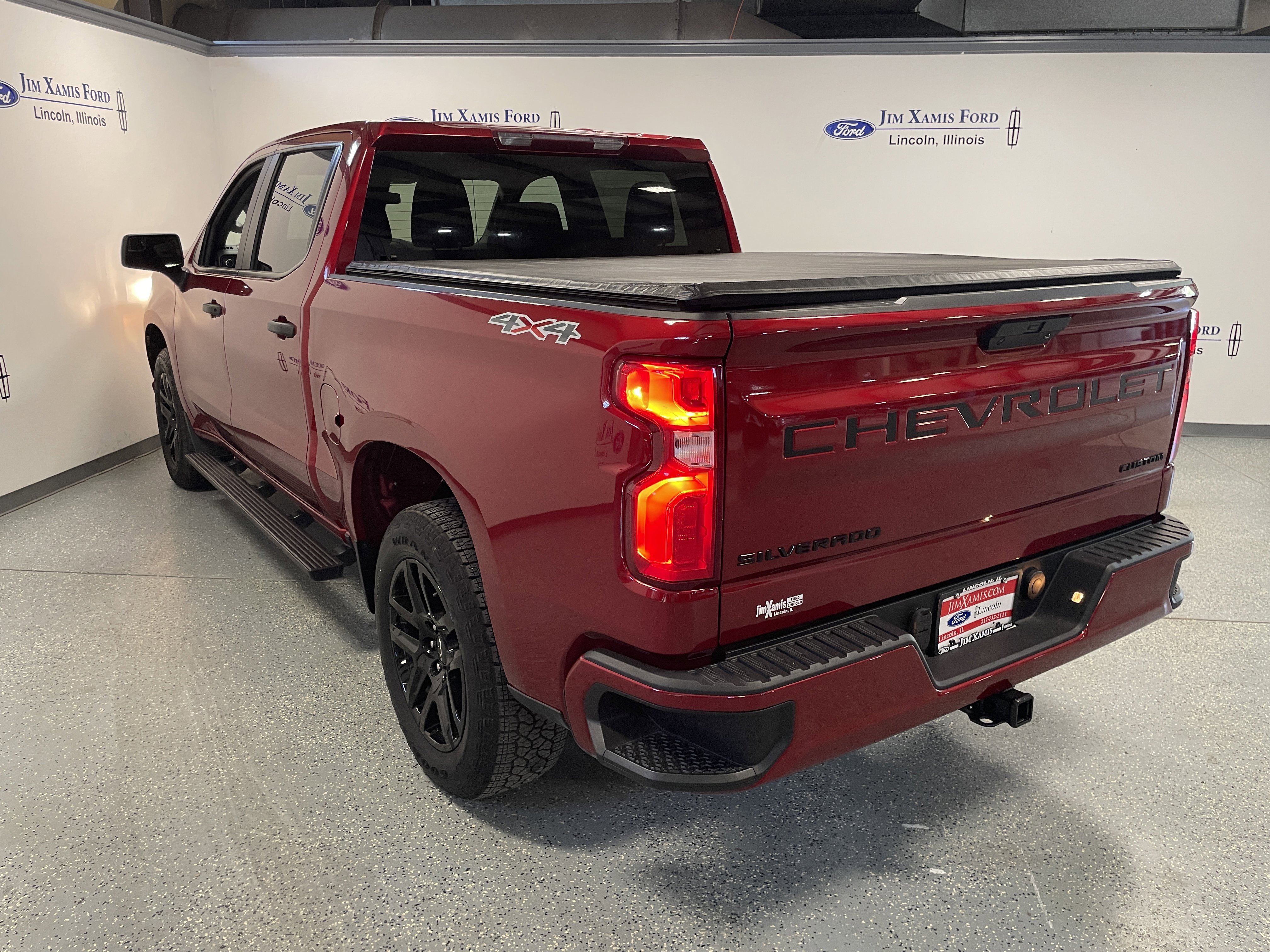 Used 2022 Chevrolet Silverado 1500 Custom w/ LPO, Blackout Package image 4