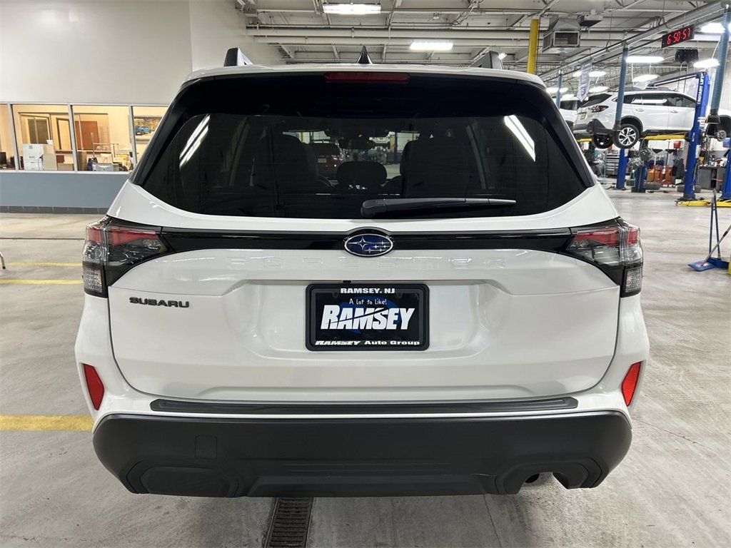 Certified 2025 Subaru Forester Premium image 26
