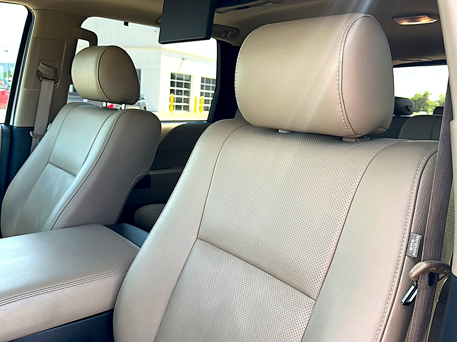 Used 2020 Toyota Sequoia Platinum RWD image 14