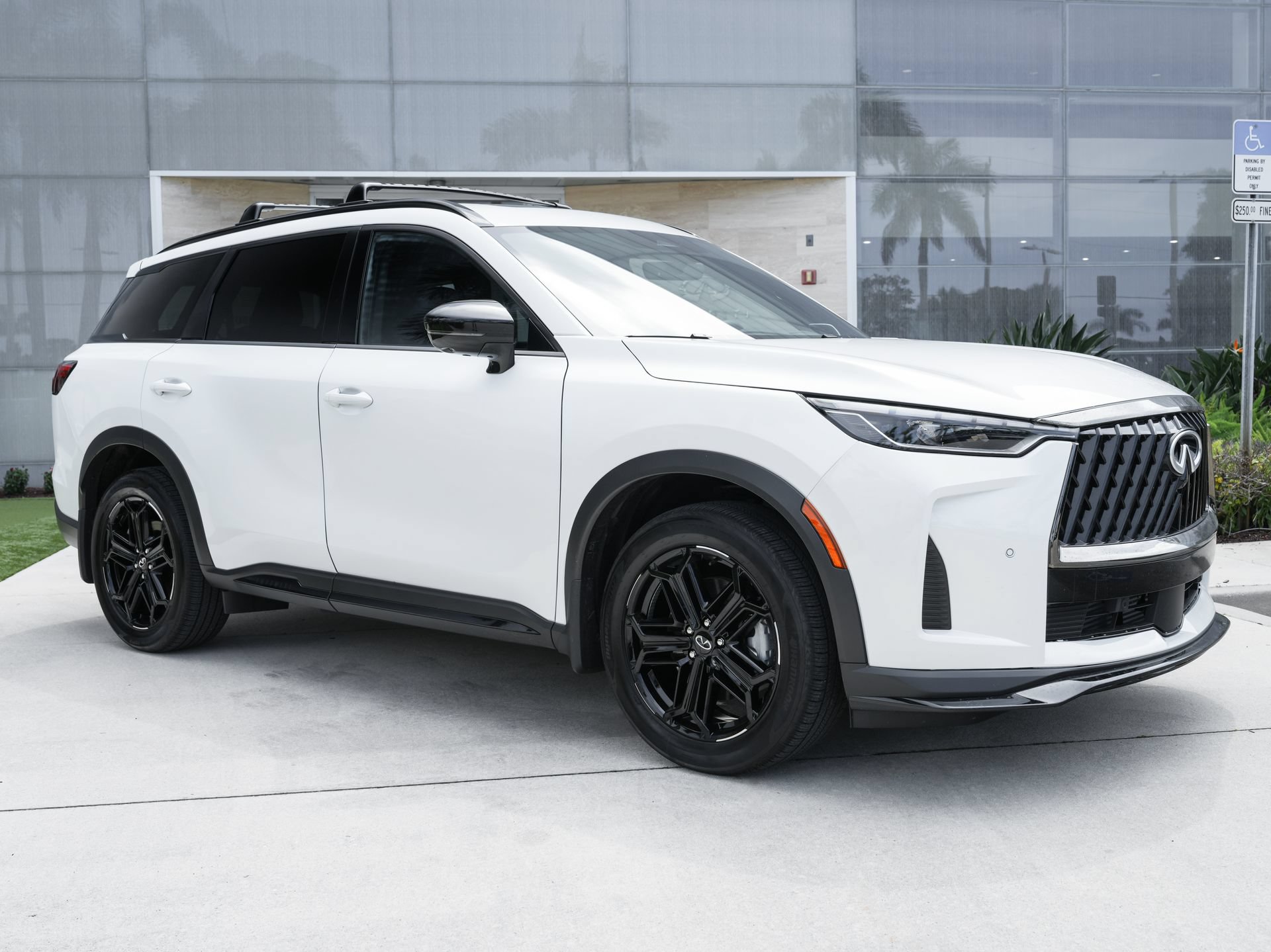 Certified 2026 INFINITI QX60 Sport w/ Dark Cargo Package AWD/4WD image 2