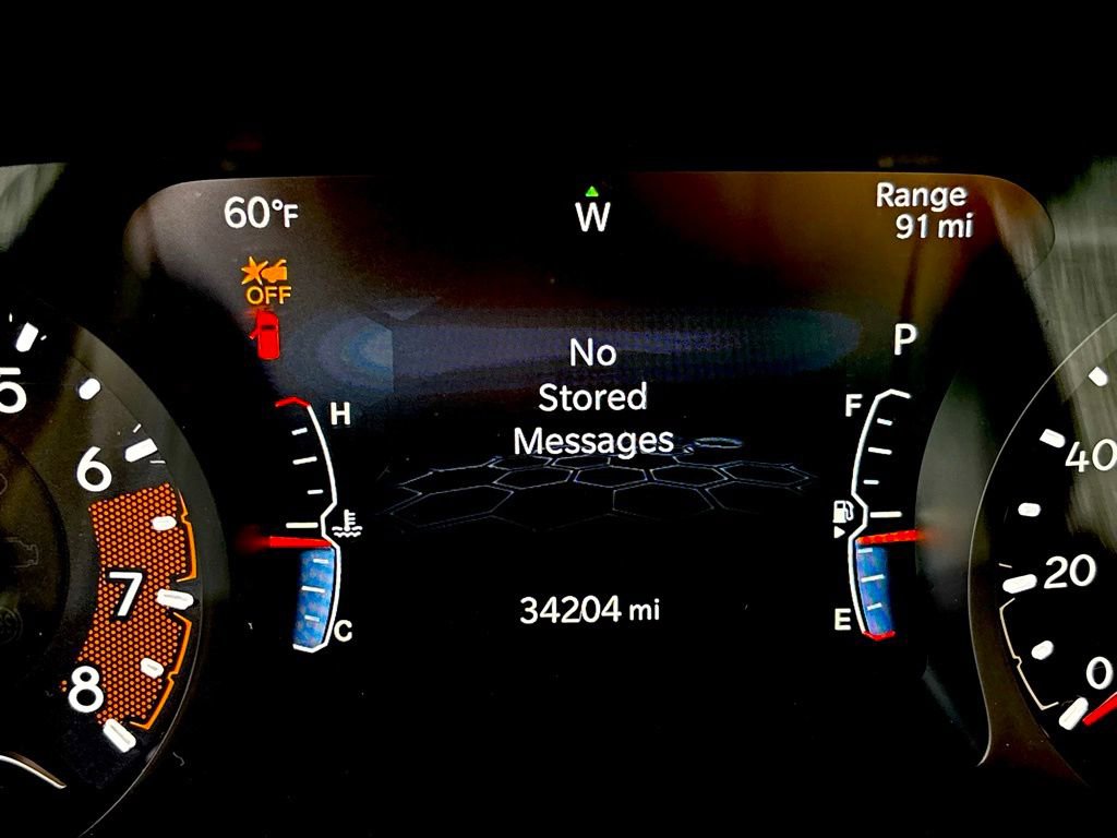 Used 2023 Jeep Compass Latitude image 17