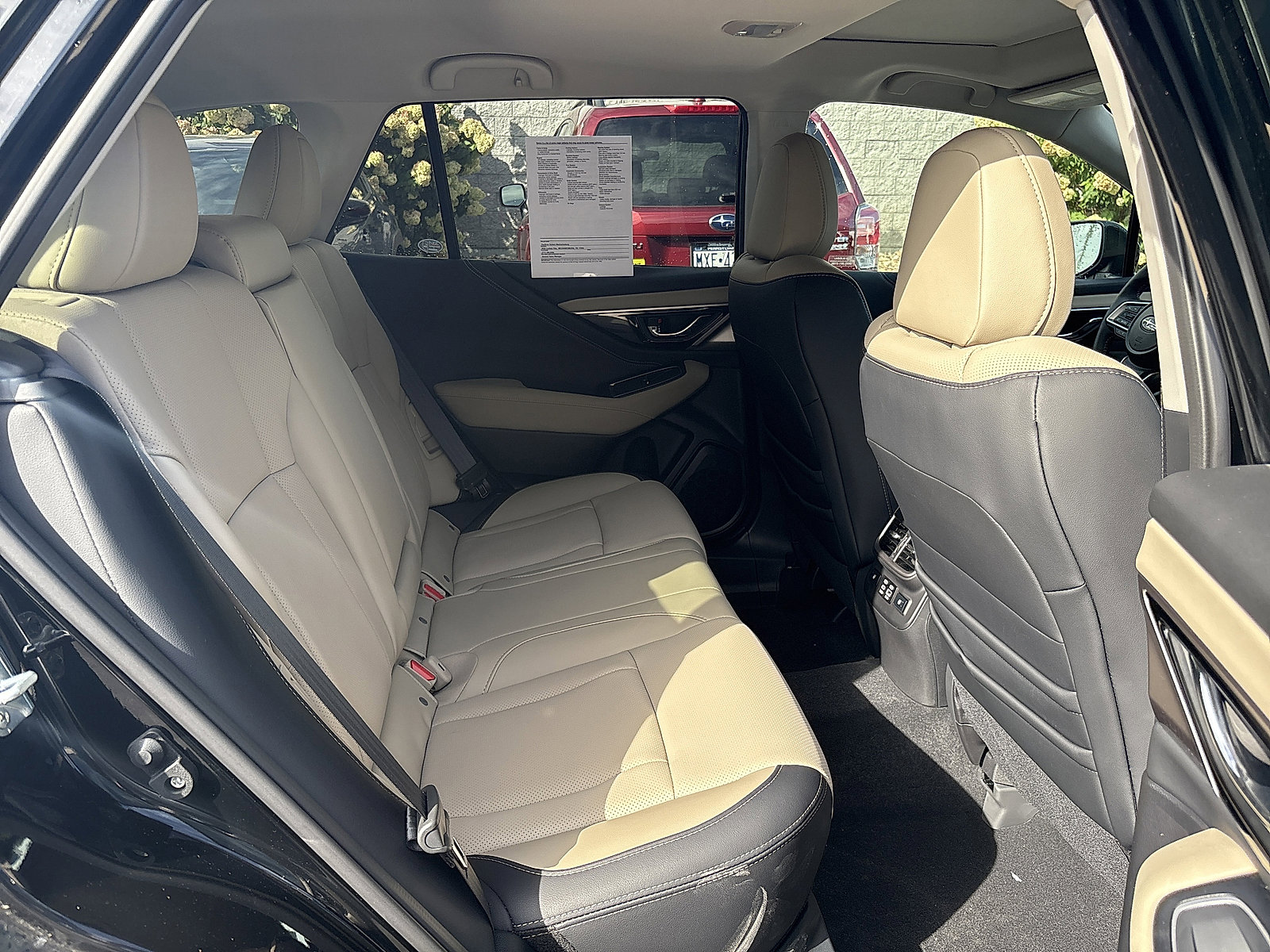 Used 2025 Subaru Outback Limited image 18