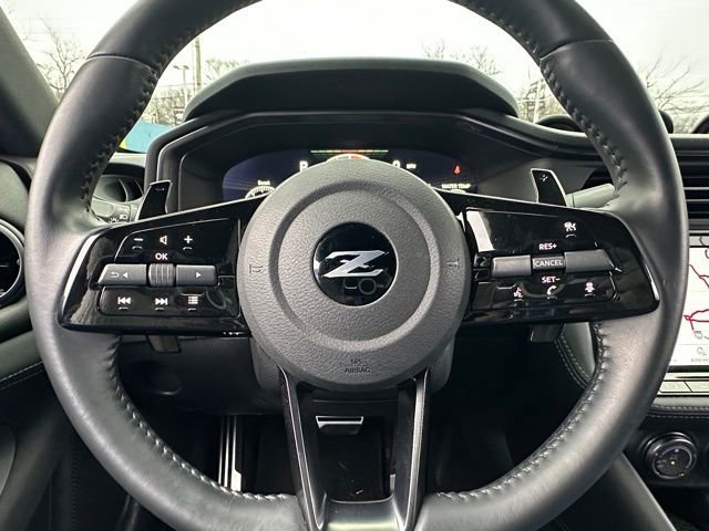 Used 2024 Nissan Z Performance w/ Floor Mat Package image 20