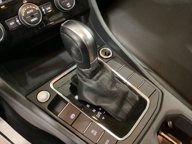 Used 2019 Volkswagen Jetta SE image 10