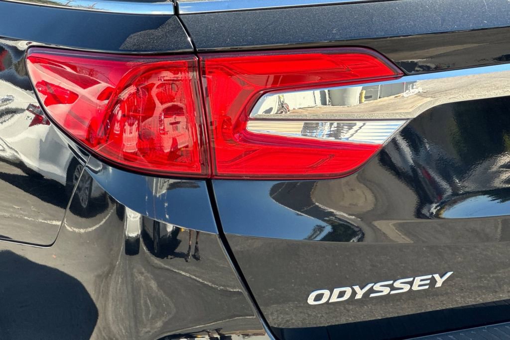 Used 2018 Honda Odyssey EX-L image 25