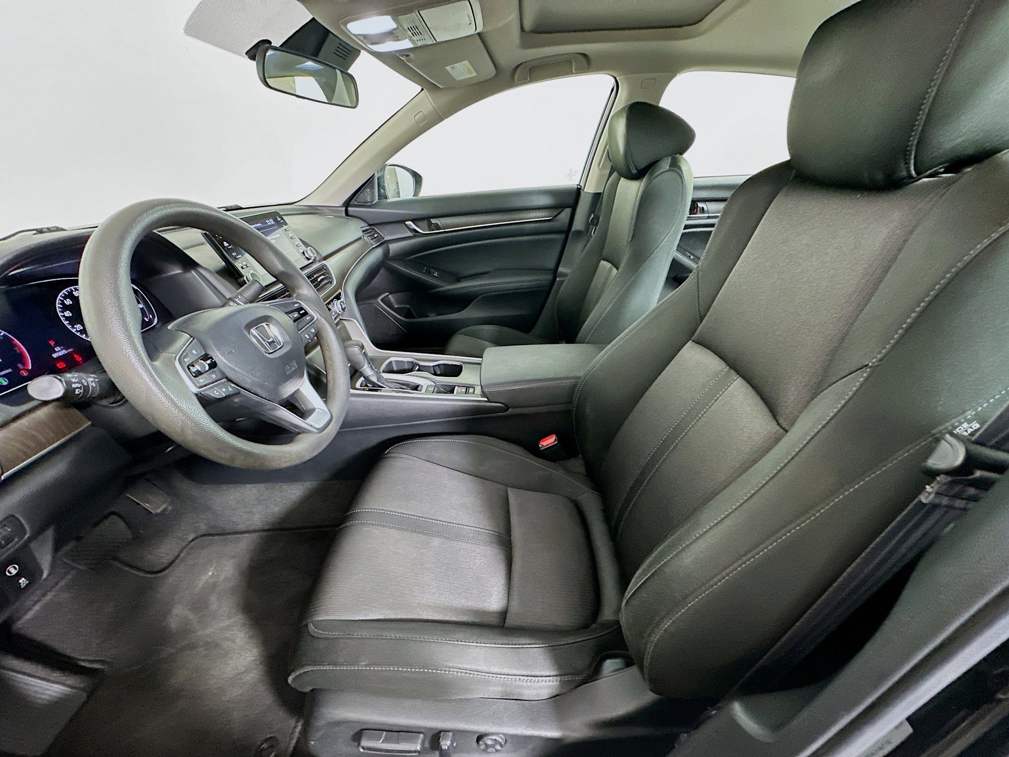 Used 2020 Honda Accord EX image 13