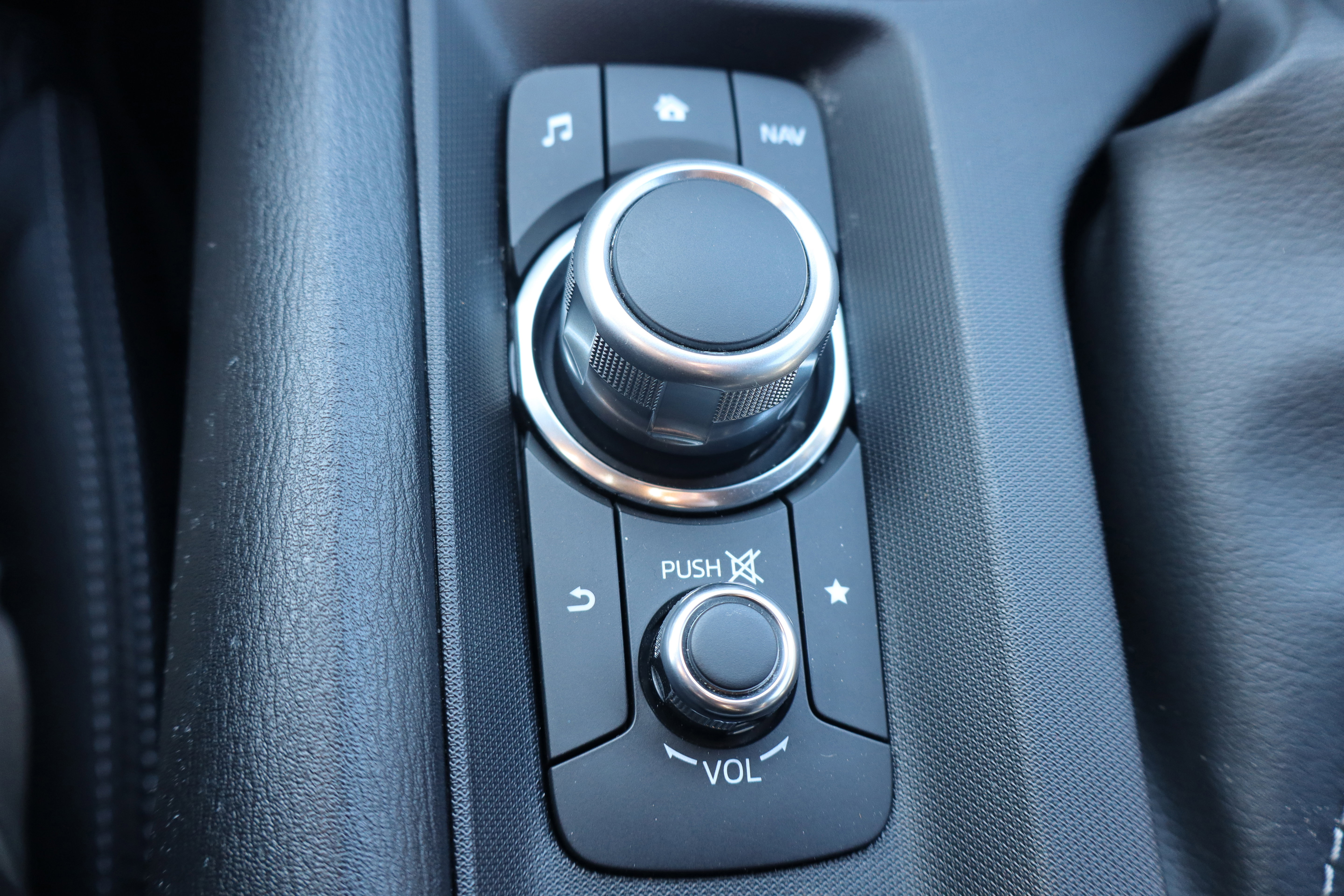 Used 2022 MAZDA MX-5 Miata RF Grand Touring image 22