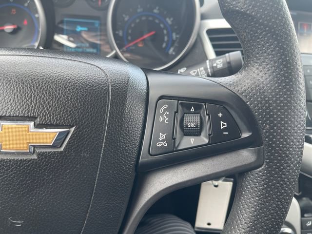 Used 2016 Chevrolet Cruze LT image 25