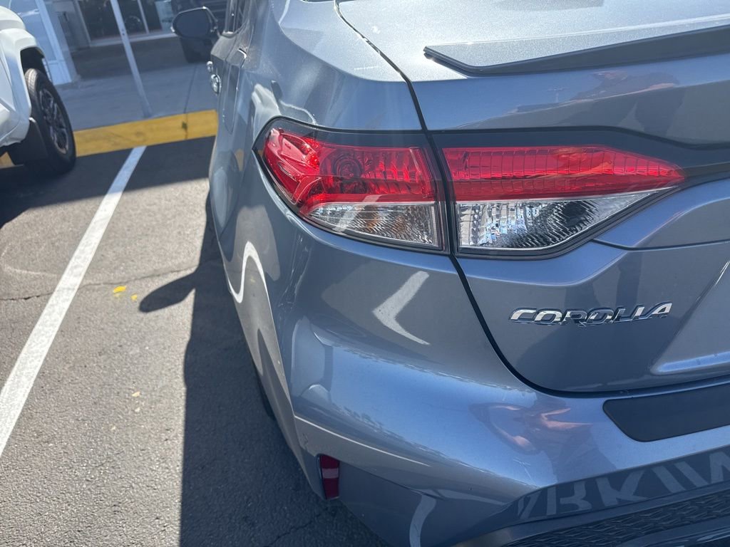 Used 2022 Toyota Corolla SE w/ Carpet Mat Package (TMS) image 7