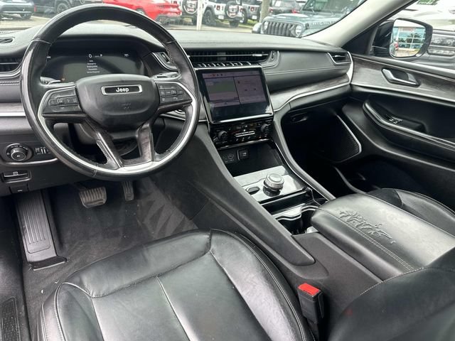 Used 2022 Jeep Grand Cherokee Limited AWD/4WD image 19