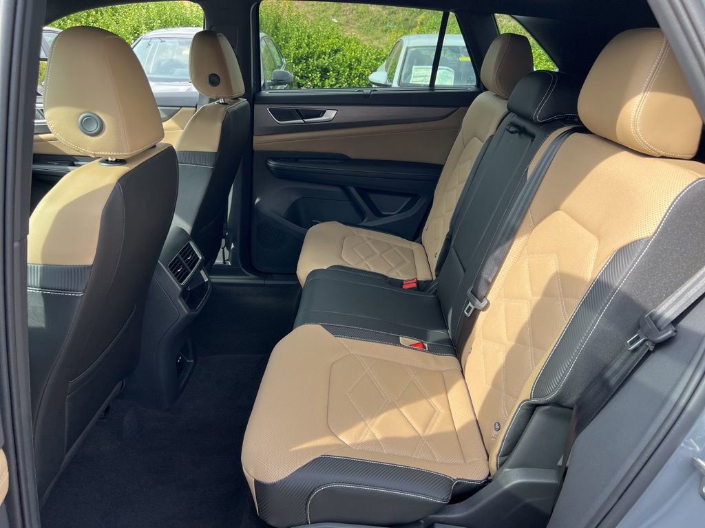 New 2026 Volkswagen Atlas Cross Sport SE image 24