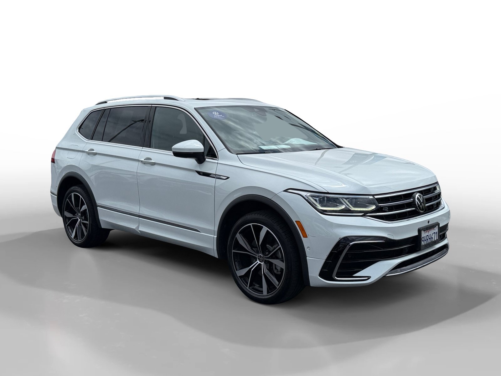 Certified 2023 Volkswagen Tiguan SEL R-Line AWD/4WD image 7