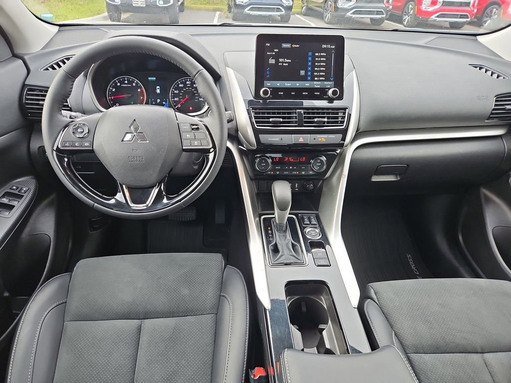 Used 2024 Mitsubishi Eclipse Cross SE AWD/4WD image 9