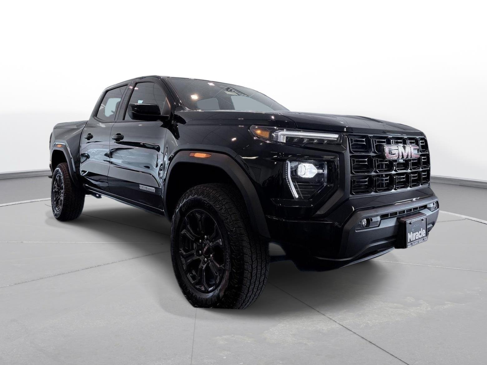 Used 2025 GMC Canyon Elevation w/ Convenience Package AWD/4WD image 10
