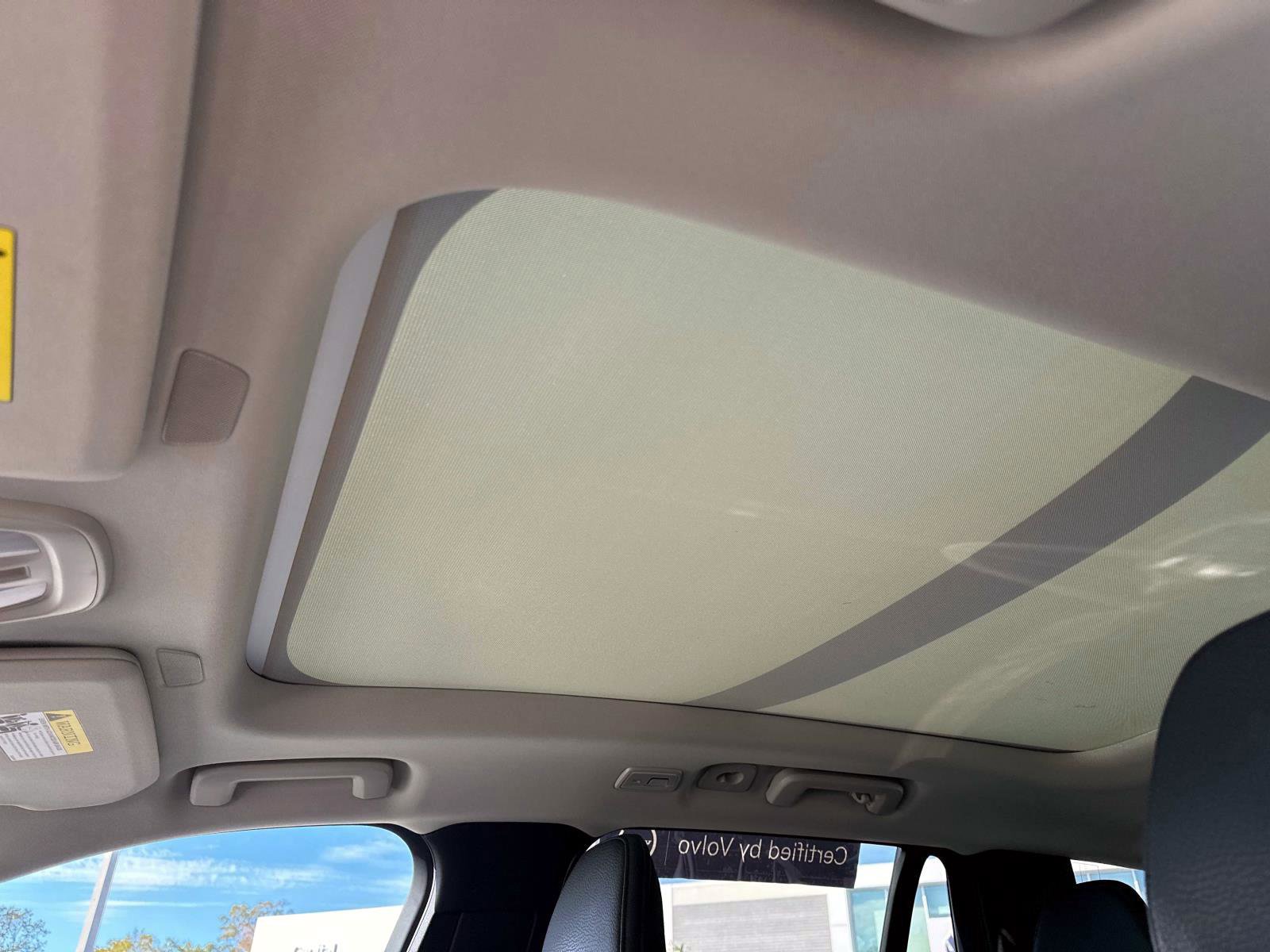 Certified 2024 Volvo XC90 T8 Plus w/ Protection Package Premier image 29