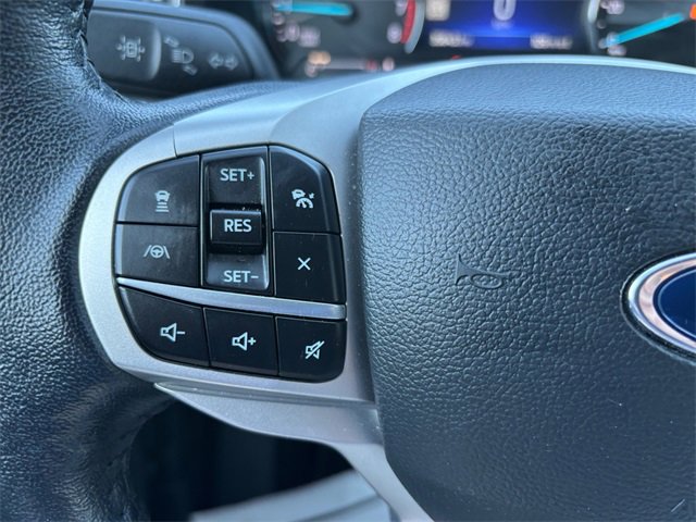Used 2022 Ford Explorer XLT w/ Equipment Group 202A image 18