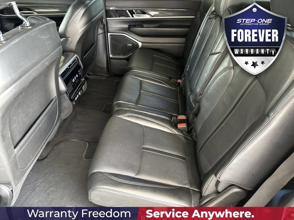 Used 2022 Jeep Wagoneer Series II w/ Premium Group I AWD/4WD image 33