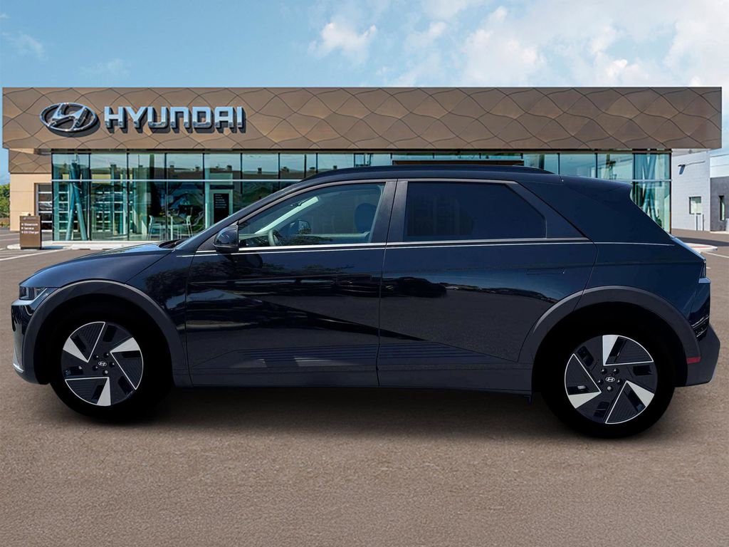 New 2025 Hyundai Ioniq 5 SEL image 3