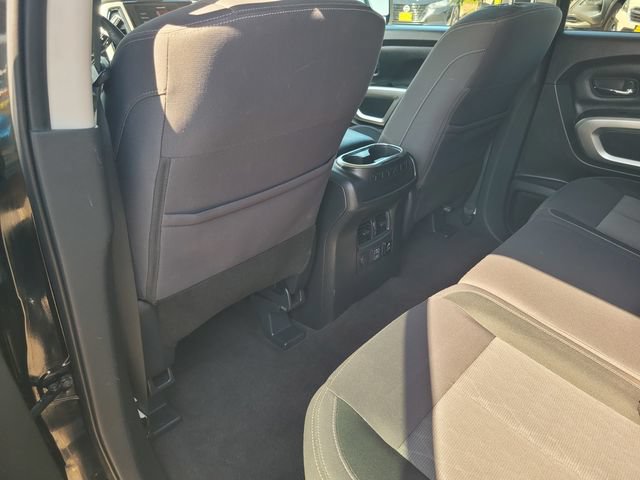 Used 2021 Nissan Titan SV w/ SV Convenience Package AWD/4WD image 14