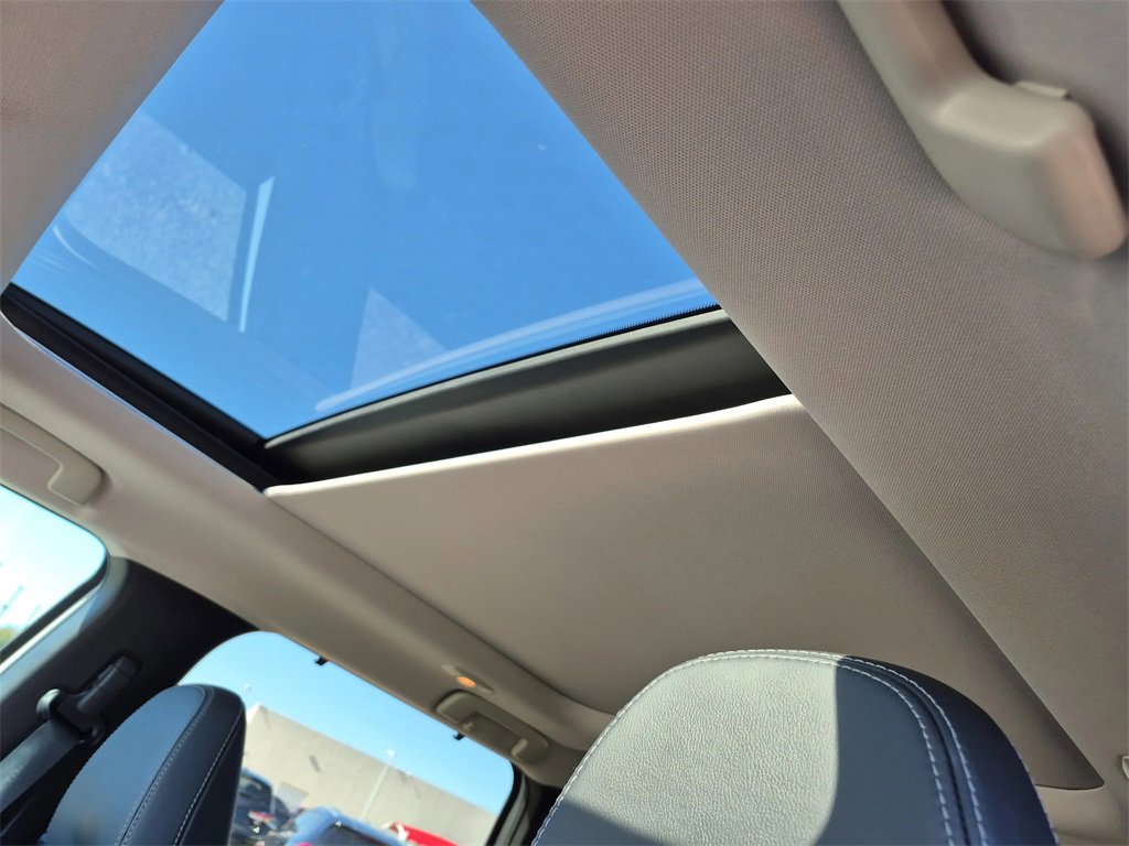 Used 2024 Mitsubishi Outlander 4WD Plug-In Hybrid image 34