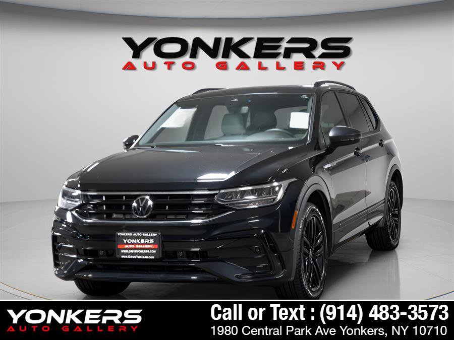Used 2022 Volkswagen Tiguan SE R-Line AWD/4WD image 16