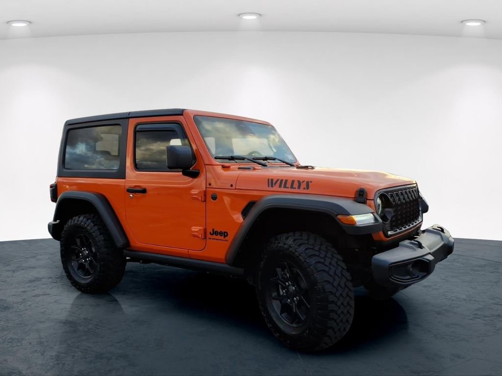 Used 2025 Jeep Wrangler Sport image 4