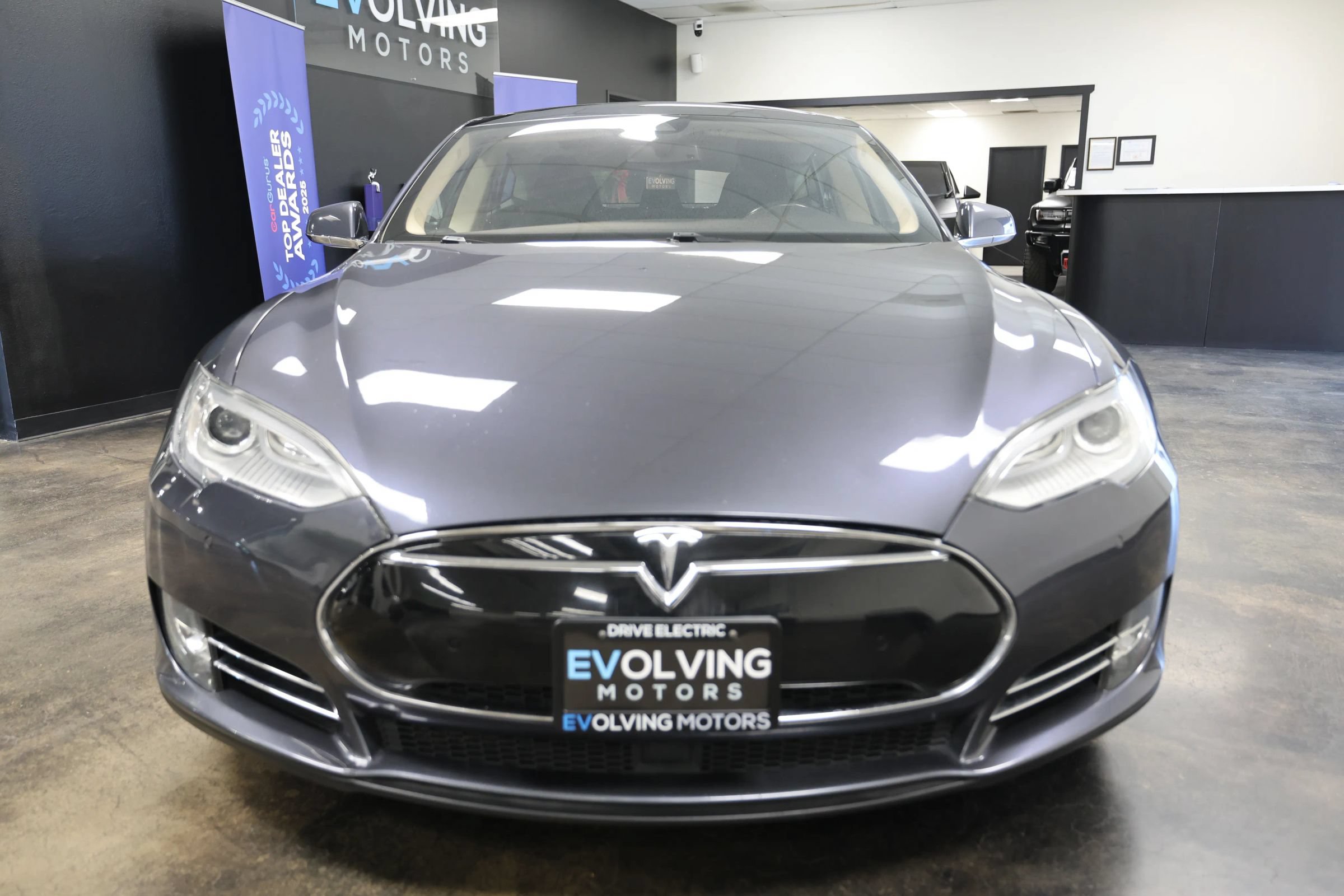 Used 2015 Tesla Model S 85D AWD/4WD image 6