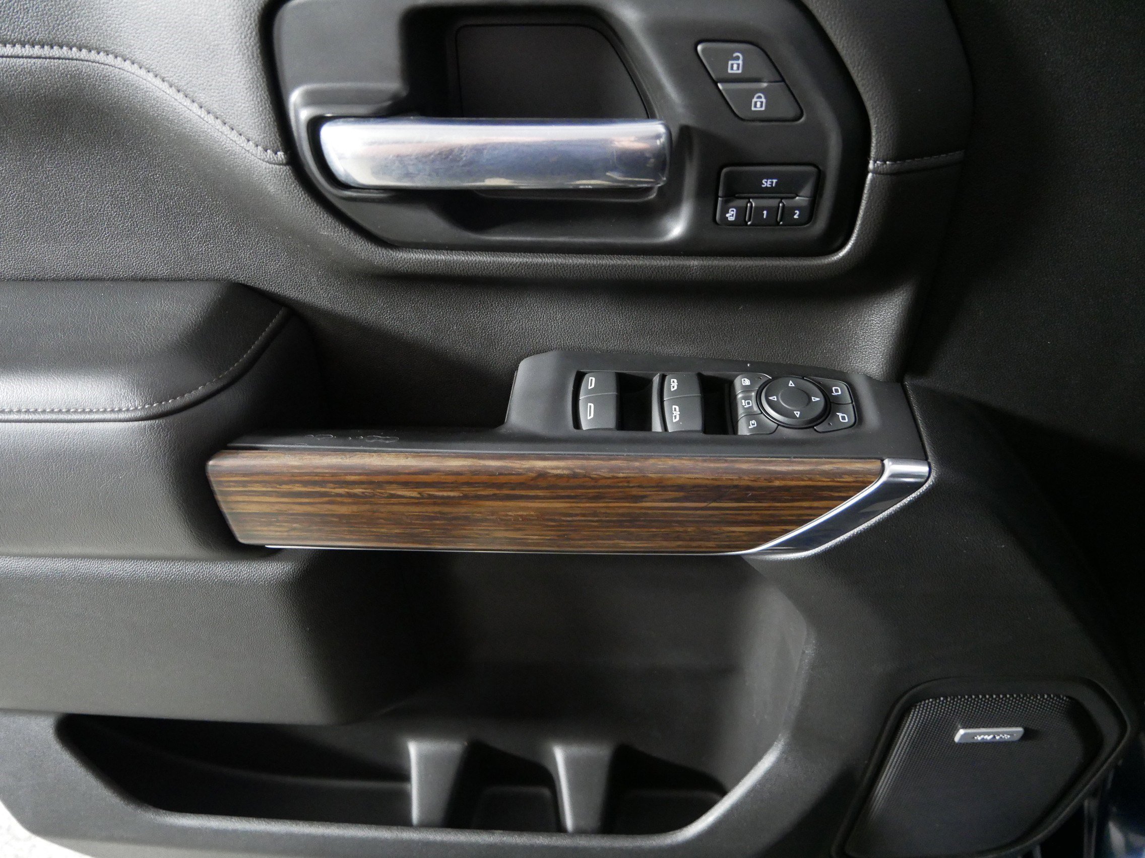 Used 2022 Chevrolet Silverado 3500 High Country w/ Z71 Off-Road Package image 19