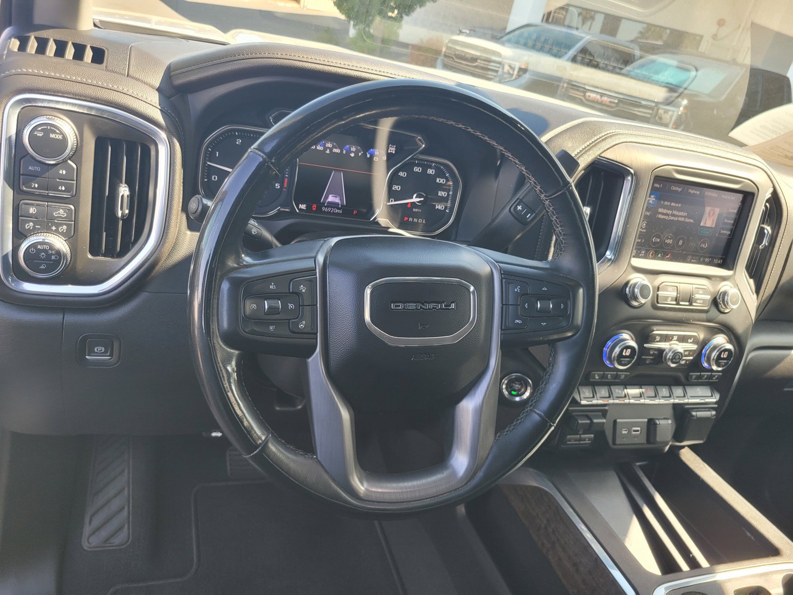 Used 2023 GMC Sierra 3500 Denali AWD/4WD image 27