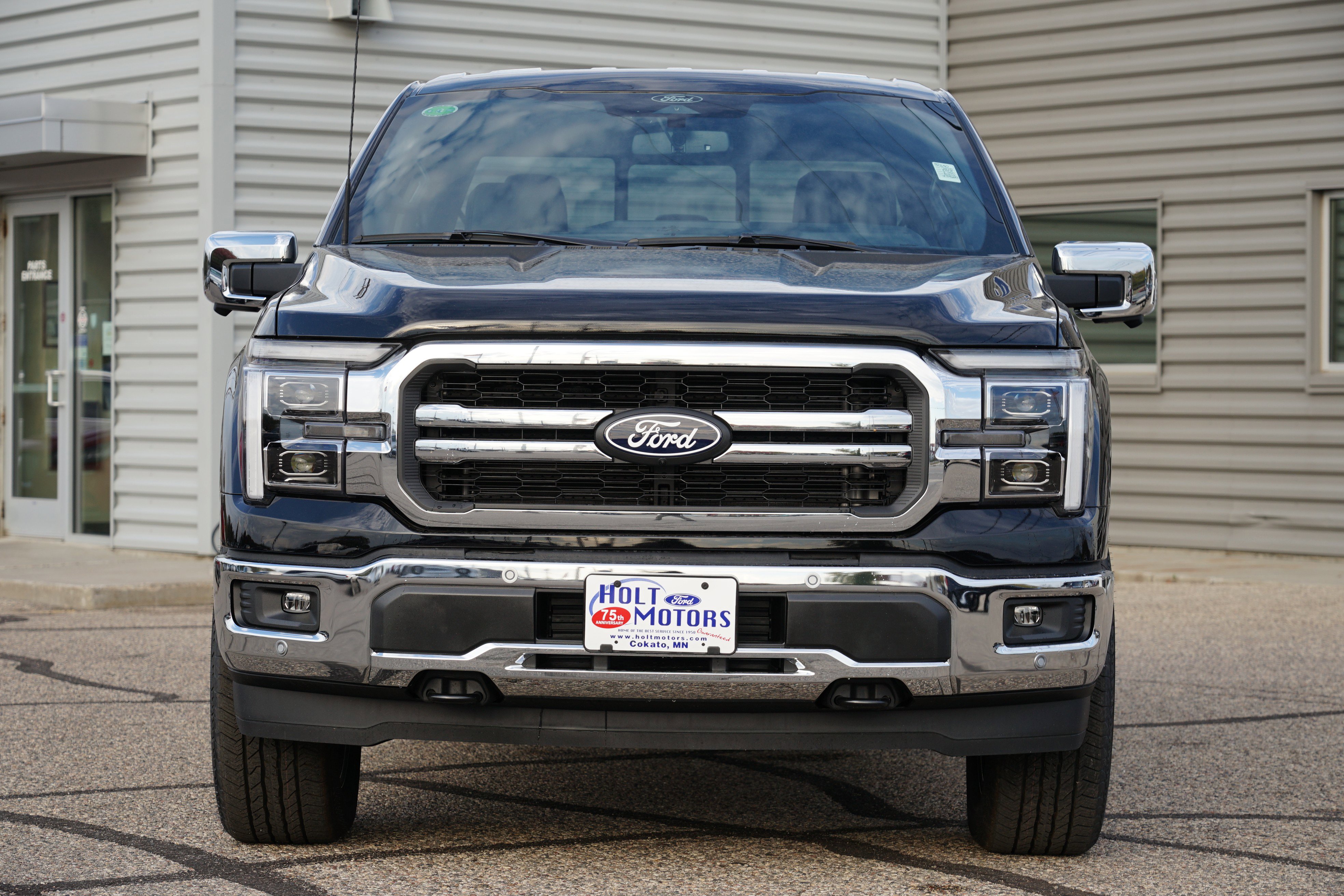 New 2025 Ford F150 Lariat w/ Equipment Group 502A High image 8