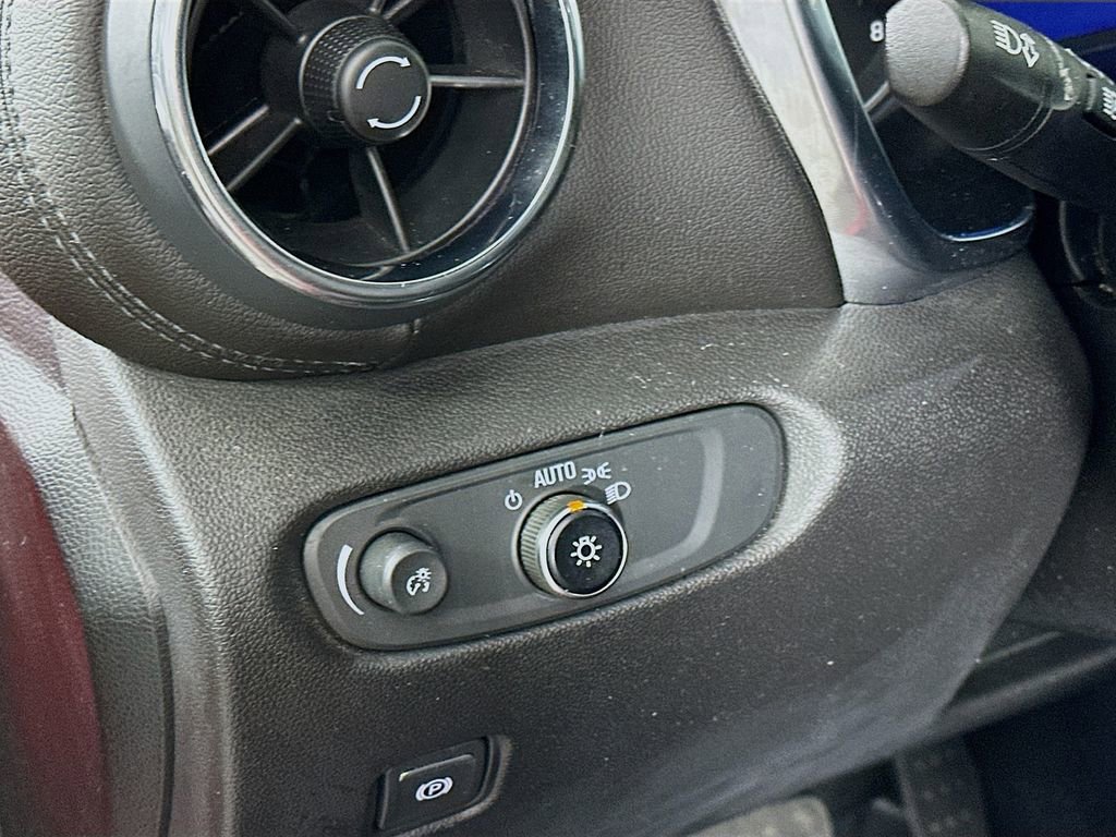 Used 2022 Chevrolet Blazer LT image 15