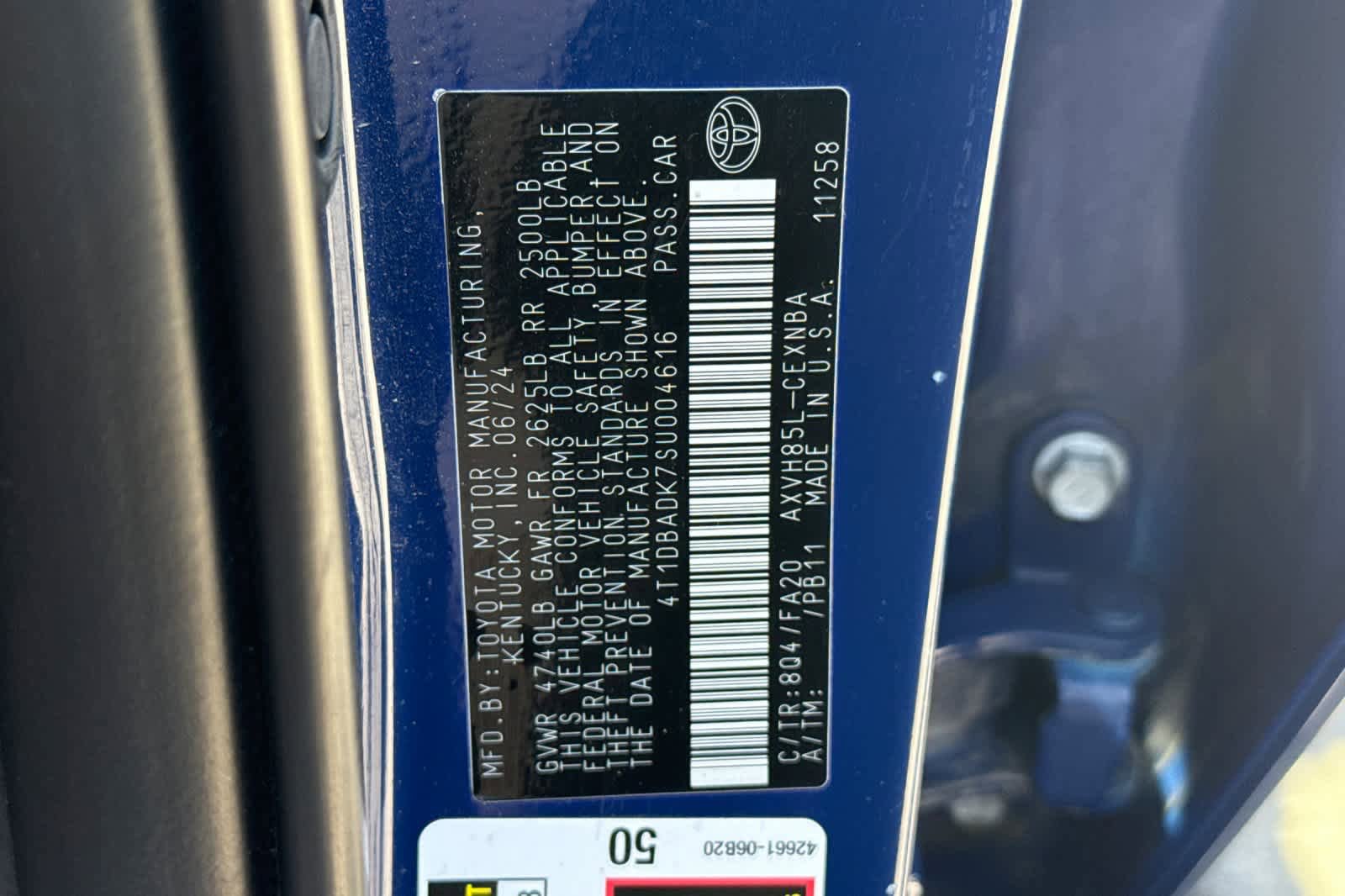 Used 2025 Toyota Camry LE AWD/4WD image 28