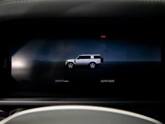 New 2025 Land Rover Defender 130 X-Dynamic SE image 17