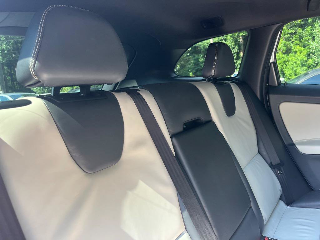 Used 2015 Volvo XC60 T6 Platinum FWD image 35