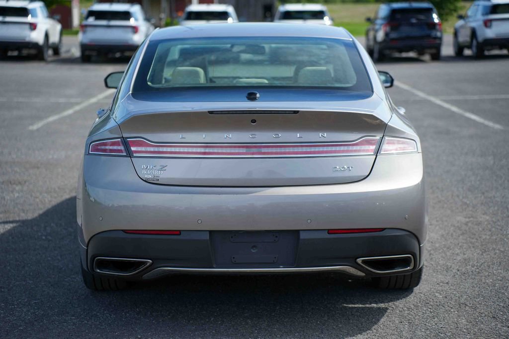 Used 2020 Lincoln MKZ FWD image 6